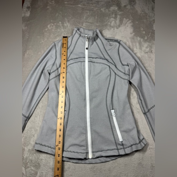 Lululemon Define Tonka Stripe Heathered Slate White Full Zip Athletic Jacket 10 - Picture 9 of 16